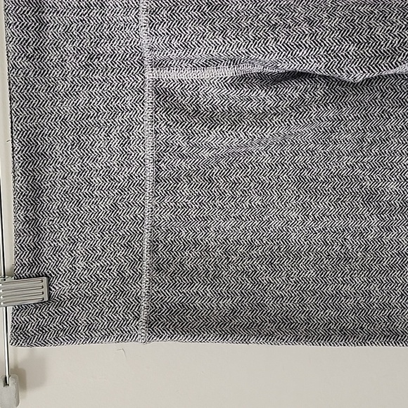 Lululemon Grey Cropped Wunder Under Leggings High Rise Size 6 - Picture 8 of 16